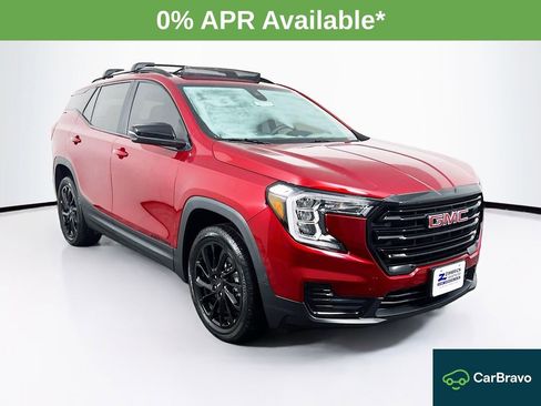 Certified 2024 GMC Terrain SLE w/ Driver Convenience Package image 1