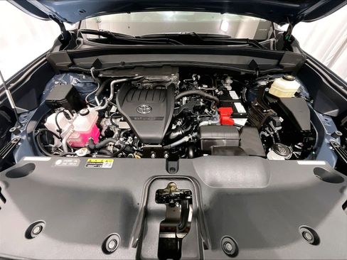 Used 2025 Toyota Grand Highlander FWD image 31