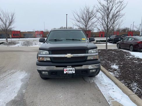 Used 2005 Chevrolet Silverado 1500 w/ Light Duty Power Package image 3