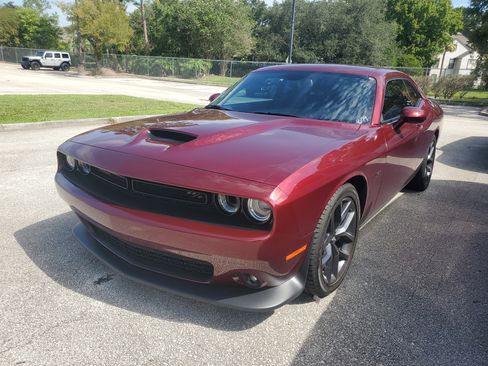 Used 2023 Dodge Challenger R/T w/ Plus Package RWD image 3
