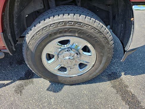 Used 2019 RAM 2500 Tradesman AWD/4WD image 9