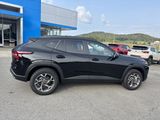 New 2025 Chevrolet Trax LT image 3