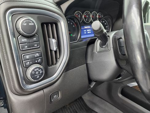 Used 2020 Chevrolet Silverado 1500 LT Trail Boss image 46