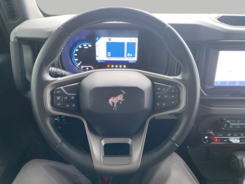 Certified 2023 Ford Bronco Black Diamond image 12