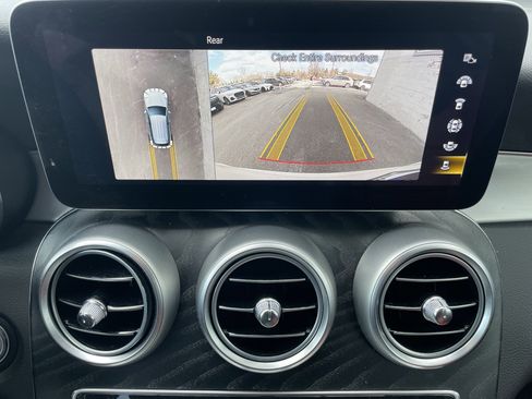 Used 2022 Mercedes-Benz GLC 300 4MATIC image 27