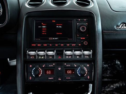 Used 2014 Lamborghini Gallardo LP 560-4 image 31