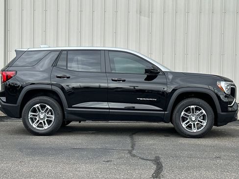 New 2026 GMC Terrain Elevation w/ Technology Package II image 4