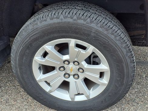 Used 2021 Chevrolet Colorado LT w/ LT Convenience Package AWD/4WD image 9