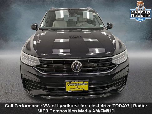 Used 2023 Volkswagen Tiguan SE R-Line AWD/4WD image 2