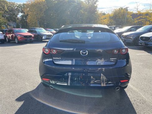Used 2024 MAZDA MAZDA3 s image 16