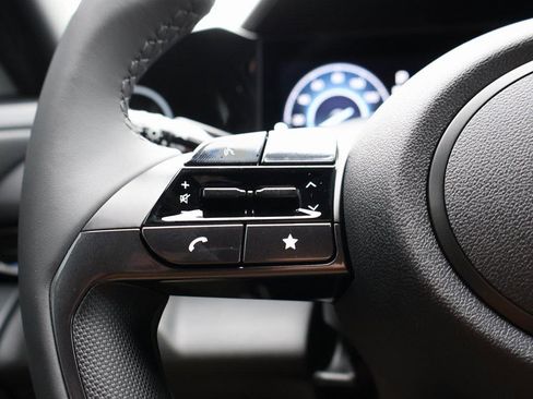 New 2025 Hyundai Elantra SEL image 26