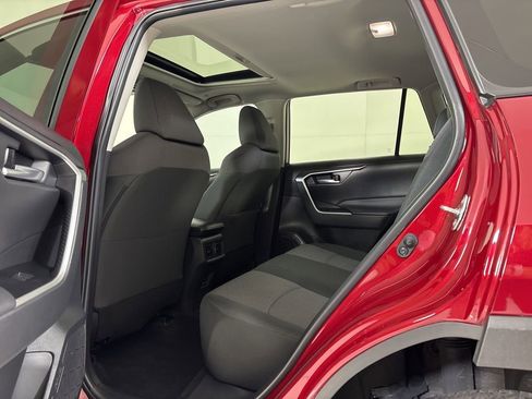 Used 2024 Toyota RAV4 XLE w/ Convenience Package image 17