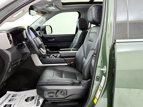Used 2023 Toyota Tundra Limited AWD/4WD image 28