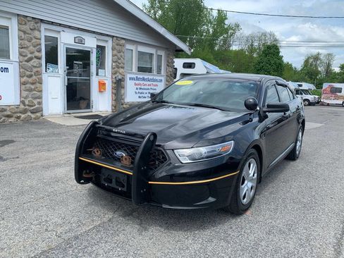 Used 2017 Ford Taurus Police Interceptor AWD image 4