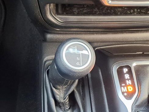 Used 2021 Jeep Wrangler Unlimited Sport image 12