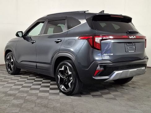 Used 2024 Kia Seltos EX AWD/4WD image 7