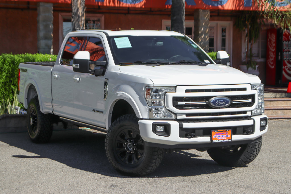 Used 2022 Ford F350 Lariat w/ Tremor Off-Road Package AWD/4WD image 2