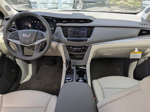 New 2025 Cadillac XT5 Premium Luxury w/ Technology Package image 18