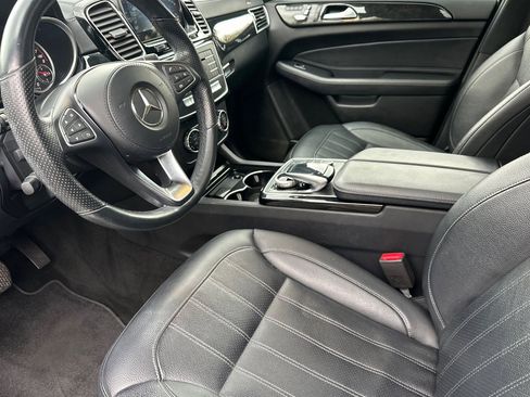 Used 2017 Mercedes-Benz GLS 450 4MATIC image 11