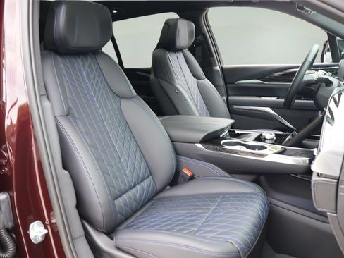Certified 2025 Cadillac Escalade IQ Sport 1 AWD/4WD image 21