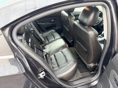 Used 2015 Chevrolet Cruze LT image 29
