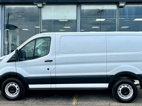 Used 2020 Ford Transit 250 Low Roof image 2
