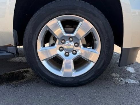 Used 2016 Chevrolet Suburban LT AWD/4WD image 10