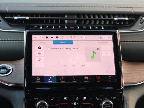 Used 2025 Jeep Grand Cherokee L Summit w/ Obsidian Package image 12