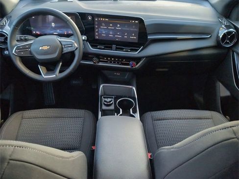 Used 2026 Chevrolet Equinox LT image 20