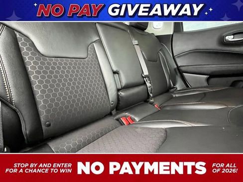 Used 2020 Jeep Compass Latitude w/ Popular Equipment Group image 28