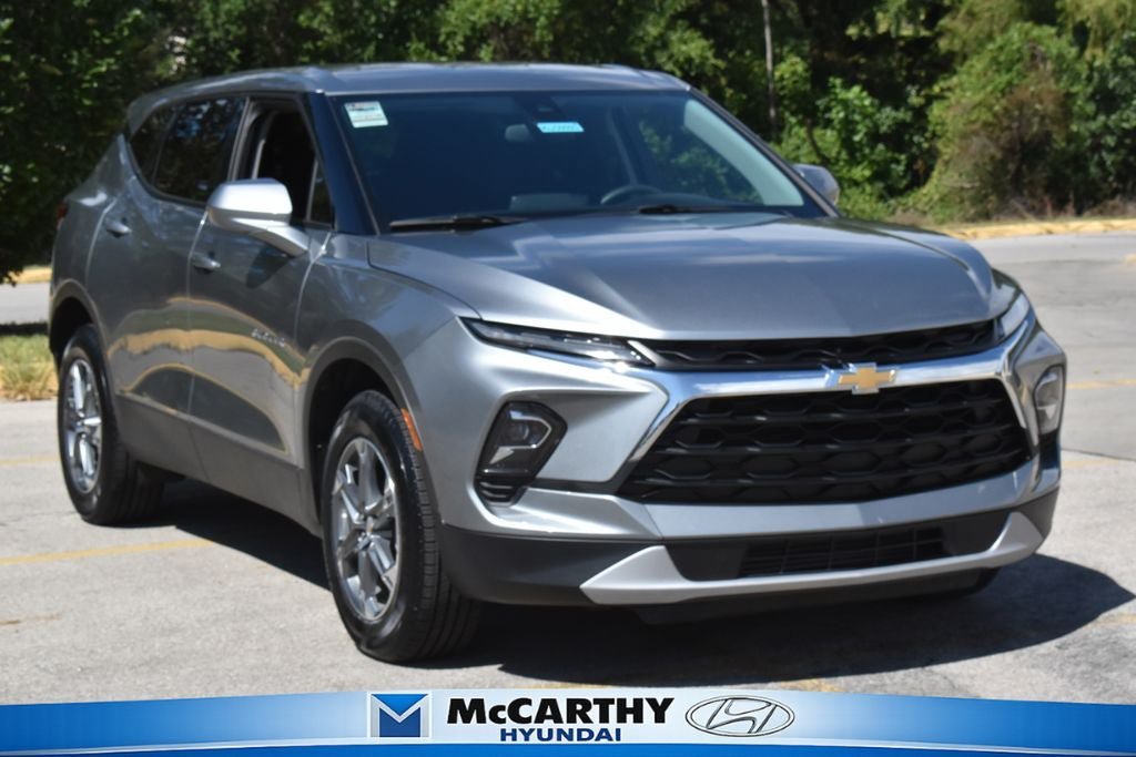 Used 2025 Chevrolet Blazer LT AWD/4WD image 1