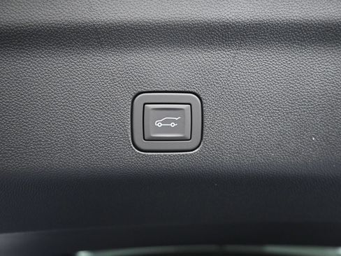 New 2026 Chevrolet Tahoe Premier AWD/4WD image 33