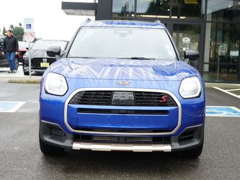 Used 2025 MINI Cooper Countryman S w/ Comfort Package Max image 8