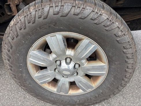 Used 2012 Ford F150 Lariat w/ Lariat Chrome Pkg image 18