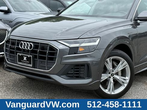 Used 2022 Audi Q8 Premium Plus AWD/4WD image 2