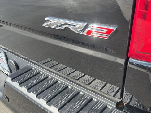 Used 2025 Chevrolet Silverado 1500 ZR2 image 13