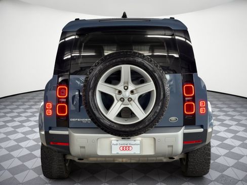Used 2020 Land Rover Defender 110 HSE AWD/4WD image 11