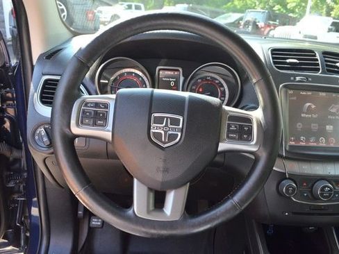 Used 2017 Dodge Journey Crossroad w/ Popular Equipment Group AWD/4WD image 19