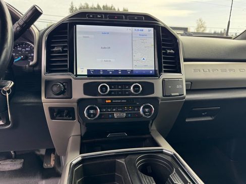 Used 2022 Ford F450 Lariat w/ Lariat Value Package image 12