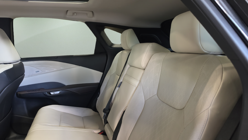 New 2026 Lexus RX 350 AWD/4WD image 19