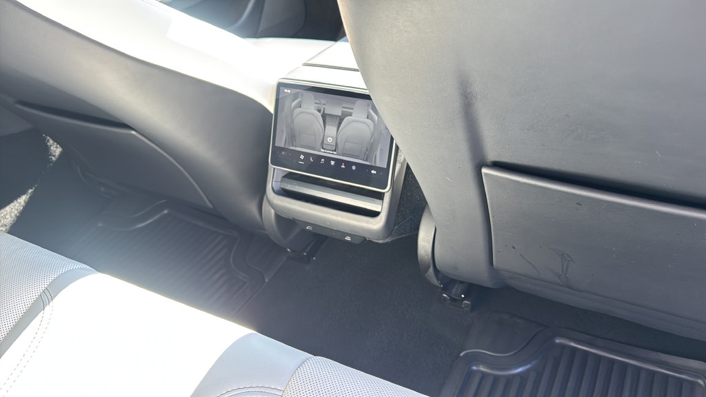 Used 2025 Tesla Model 3 Long Range RWD image 19