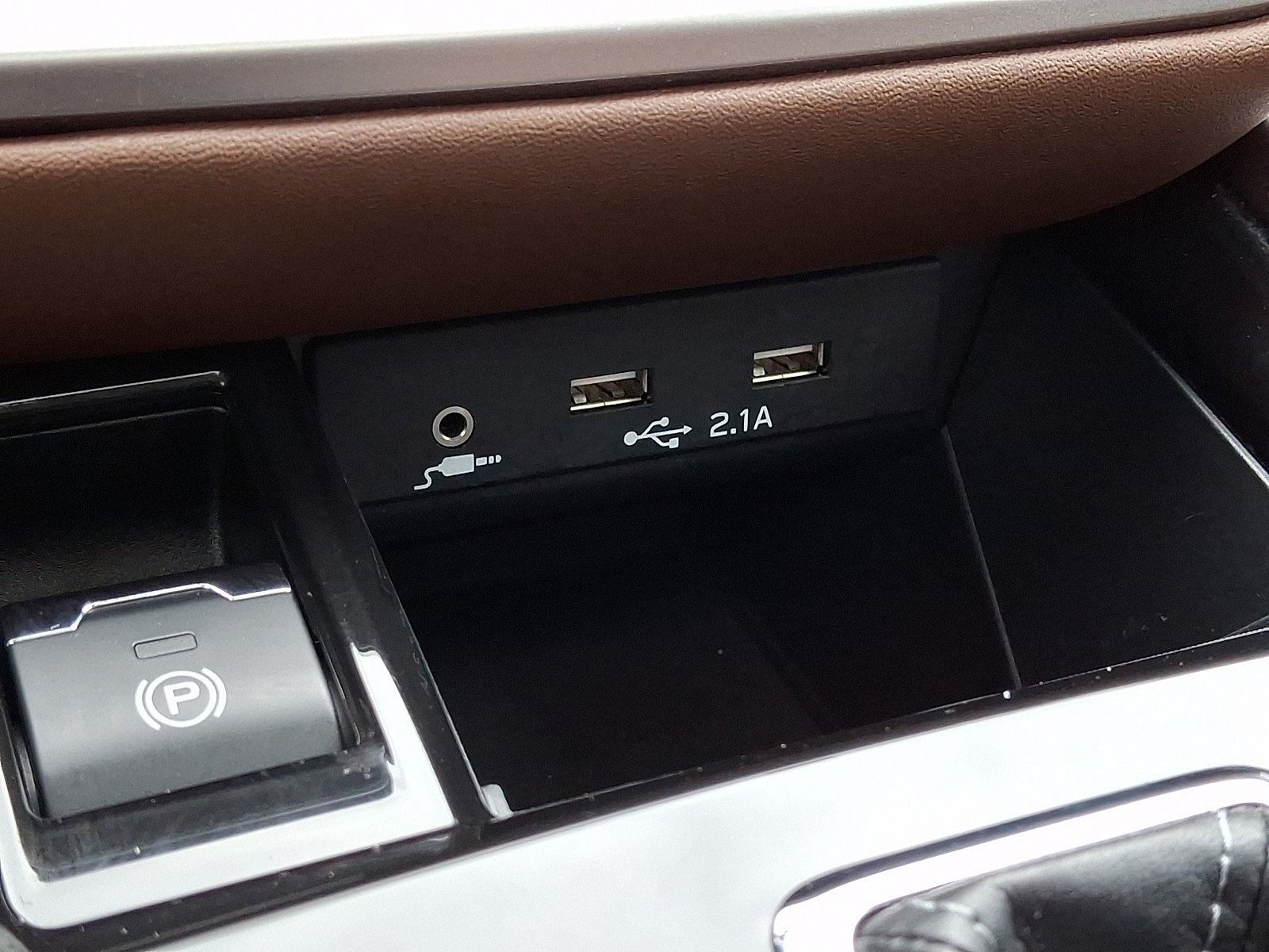 Used 2020 Subaru Outback Touring AWD/4WD image 25