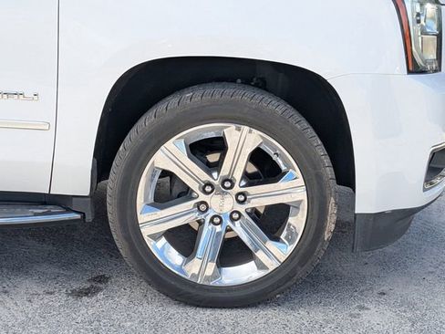 Used 2020 GMC Yukon Denali w/ Enhanced Security Package image 12