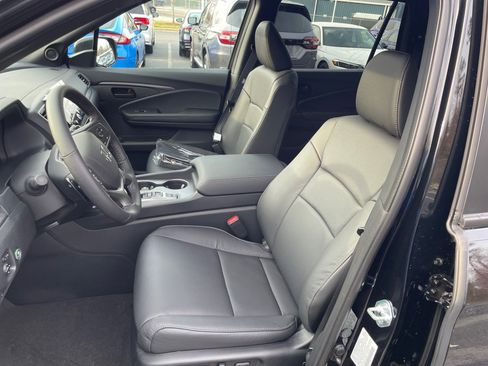 Used 2024 Honda Passport EX-L image 30