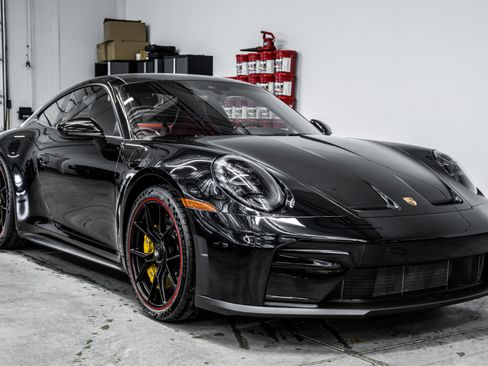 Used 2026 Porsche 911 GT3 RWD image 3