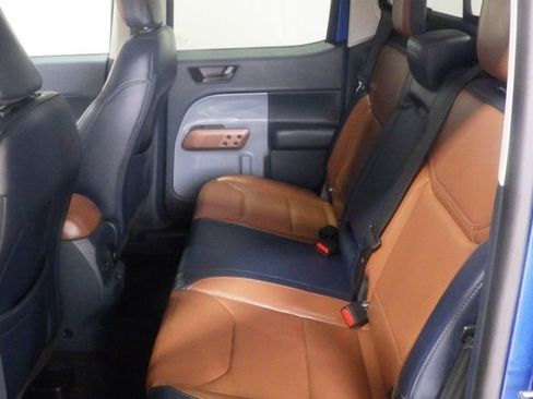 Used 2024 Ford Maverick Lariat w/ FX4 Off-Road Package image 7