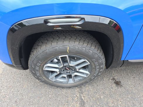 New 2027 GMC Terrain AT4 w/ Convenience Package III AWD/4WD image 11