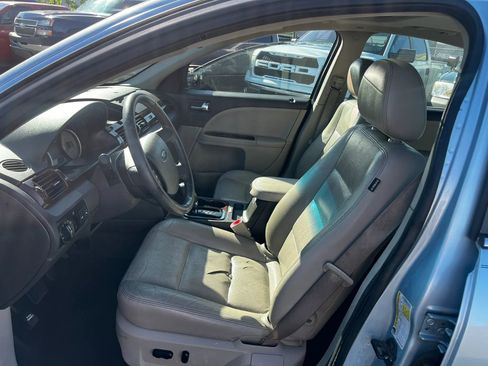 Used 2009 Ford Taurus Limited FWD image 9