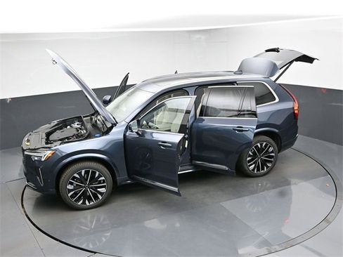 New 2026 Volvo XC90 B6 Ultra image 51
