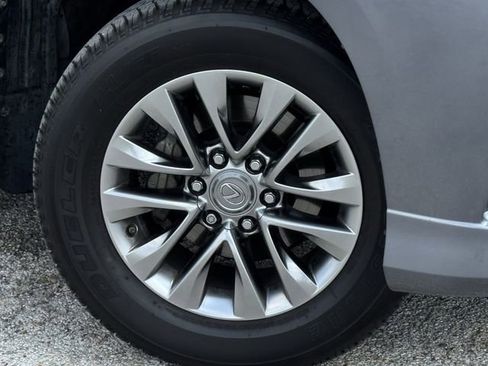 Used 2019 Lexus GX 460 Luxury AWD/4WD image 35